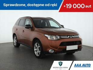 Mitsubishi Outlander III SUV 2.2 DOHC DI-D 150KM 2013