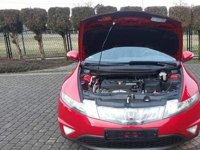 Honda Civic 1,8VTEC Sport 140 KM