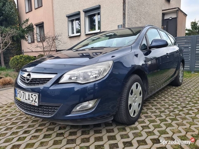 Opel Astra J cdti1.7 diesel 110KM manual klima euro5 salonPL