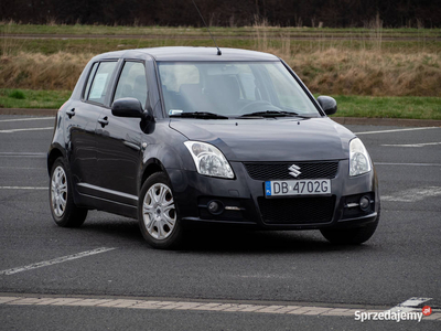 Suzuki Swift 1.3 MT niski przebieg 2008 5-drzwiowy