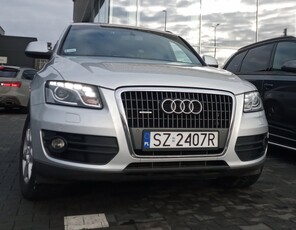 Audi Q5 I (8R) SUV BENZYNA