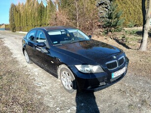 BMW SERIA 3 IV (E90/E91/E92/E93) BMW SERIA 3 Bmw E90 2.0 150km 05r