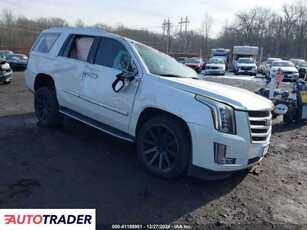 Cadillac Escalade 6.0 benzyna 2019r. (SAYREVILLE)