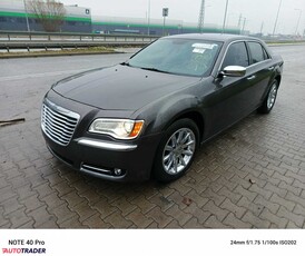 Chrysler 300C 5.6 benzyna 345 KM 2012r. (Gliwice)