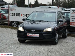 Ford Focus 1.6 benzyna 101 KM 2005r. (Kampinos)