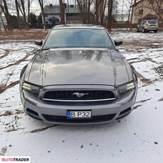 Ford Mustang 3.7 benzyna + LPG 305 KM 2014r. (zielonka)