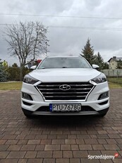 Hyundai Tucson mały przebieg, bogata wersja ,bardzo dobry stan