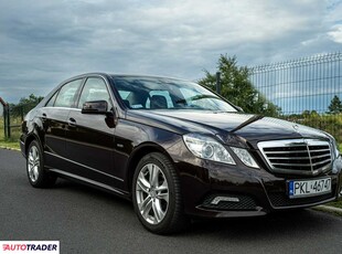 Mercedes E-klasa 1.8 benzyna 184 KM 2009r.