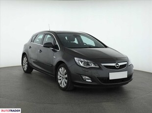 Opel Astra 1.4 138 KM 2010r. (Piaseczno)