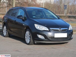 Opel Astra 1.4 138 KM 2011r. (Piaseczno)