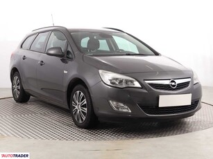 Opel Astra 1.7 108 KM 2011r. (Piaseczno)