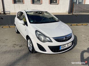 Opel Corsa D super stan, niski przebieg, piękny kolor