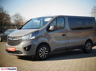 Opel Vivaro 1.6 diesel 115 KM 2015r. (Goczałkowice-Zdrój)