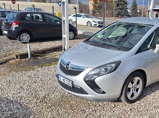 Opel Zafira C Opel Zafira Tourer 2.0 CDTI 160PS Navi Kubełki Xenon Serwis Sliczna