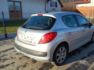 Peugeot 207 Bezwypadkowy w bardzo dobrym stanie