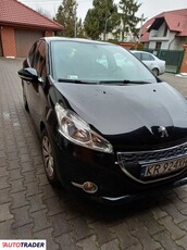 Peugeot 208 1.2 benzyna 82 KM 2014r. (Kraków)