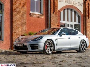 Porsche Panamera 4.8 benzyna 440 KM 2014r. (Ropczyce)