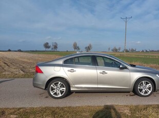 Sprzedam Volvo S60 2015r