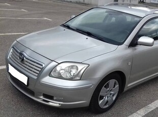 Toyota Avensis 2005 kombi SOL 2.0 benz