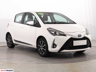 Toyota Yaris 1.5 99 KM 2018r. (Piaseczno)