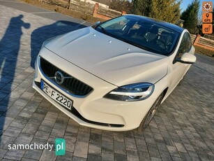 Volvo V40 II