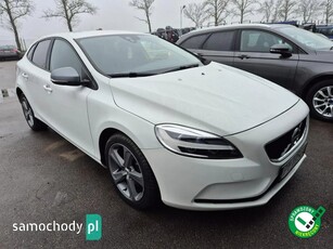 Volvo V40 II