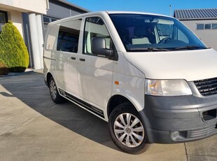 VW Transporter T5 5 osobowy