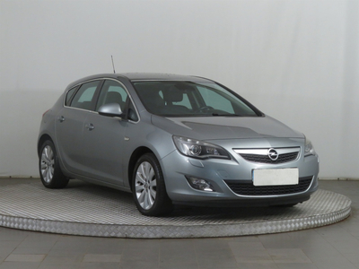 Opel Astra 2011 1.4 T 133542km ABS