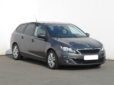 Peugeot 308 2021 1.2 PureTech 83903km Kombi