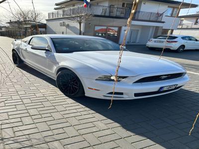 Ford Mustang Premium 2014 rok