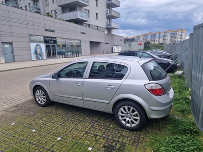 Opel Astra 1.6 benzyna 2006r Sprawna Klima