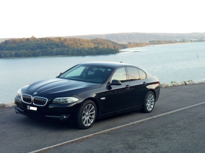 BMW 523i, 2010, czarny, reczna skrzynia biegow