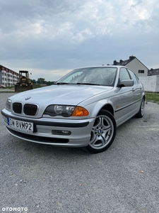 BMW Seria 3 323i