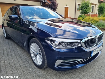 BMW Seria 5 540i xDrive Luxury Line