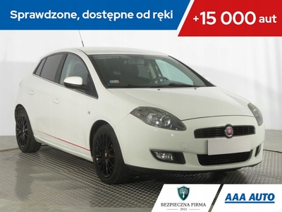 Fiat Bravo II Hatchback 5d 1.4 i 16V MPI 90KM 2010