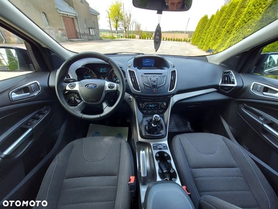 Ford Kuga 2.0 TDCi 2x4 Titanium