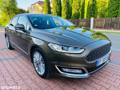 Ford Mondeo Vignale 2.0 Hybrid