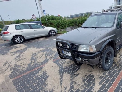 Isuzu Rodeo 2.6 benz/gaz 6 osobowe