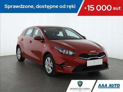 Kia Ceed III Hatchback Facelifting 1.5 T-GDI 160KM 2022