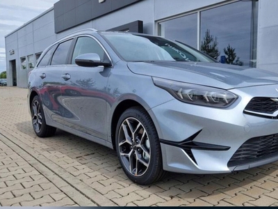 Kia Ceed III Kombi Facelifting 1.5 T-GDI 140KM 2024