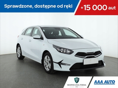 Kia Ceed III Kombi Facelifting 1.5 T-GDI 160KM 2022