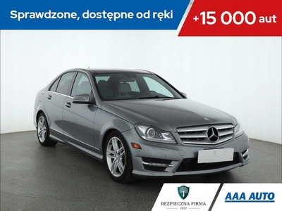 Mercedes Klasa C W204 Limuzyna 3.0 300 231KM 2011