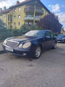 Mercedes Klasa E W211 Sedan W211 2.7 (270 CDI) 177KM 2002