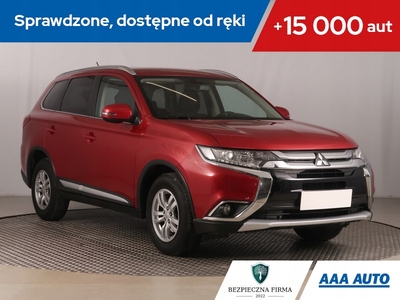 Mitsubishi Outlander III SUV Facelifting 2015 2.0 MIVEC 150KM 2015