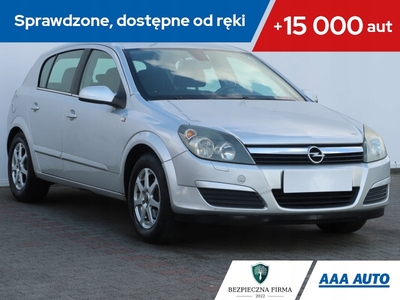 Opel Astra H Hatchback 5d 1.6 Twinport ECOTEC 105KM 2004