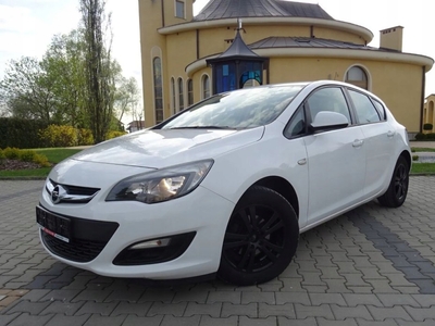 Opel Astra J GTC 1.4 100KM 2014