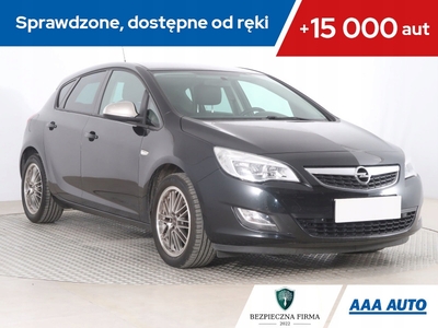 Opel Astra J Hatchback 5d 1.4 Turbo ECOTEC 120KM 2012