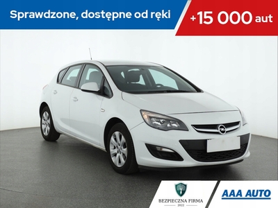 Opel Astra J Hatchback 5d Facelifting 1.6 Twinport ECOTEC 115KM 2014