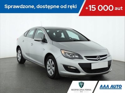 Opel Astra J Sedan 1.4 Turbo ECOTEC 140KM 2017