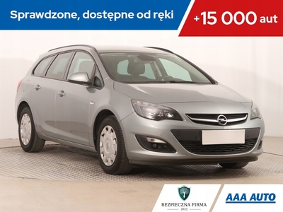 Opel Astra J Sports Tourer Facelifting 1.6 CDTI 136KM 2015